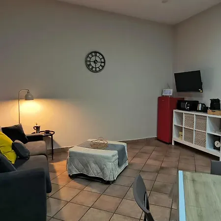 דירה Dimora Carafa נאפולי